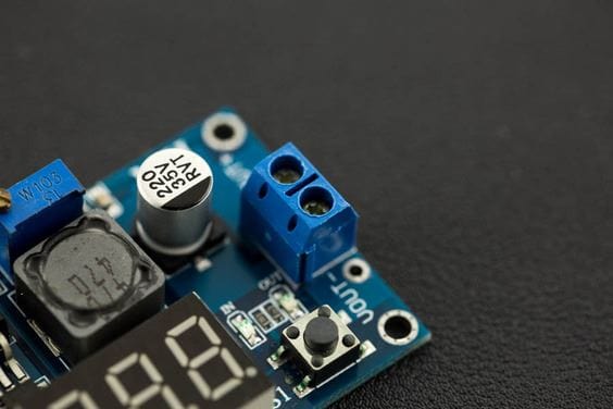 20W Adjustable DC-DC Buck Converter with Digital Display - Image 2
