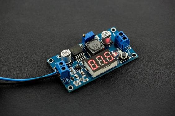 20W Adjustable DC-DC Buck Converter with Digital Display - Image 4