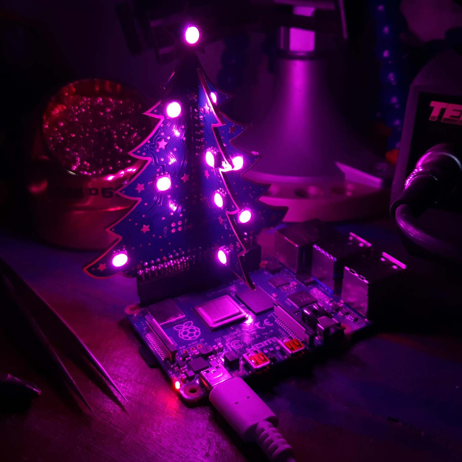 3D RGB Xmas Tree for Raspberry Pi [Discontinued] - Image 3