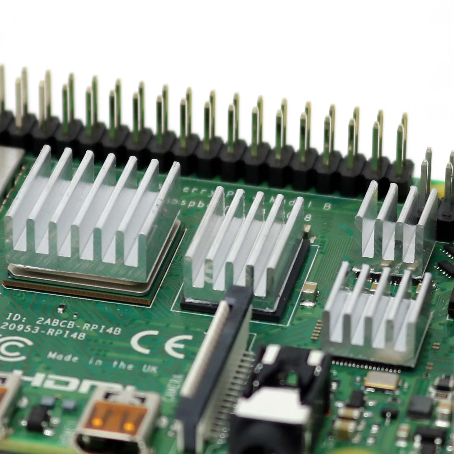 4-Piece Raspberry Pi 4 Heatsink Set - Image 2