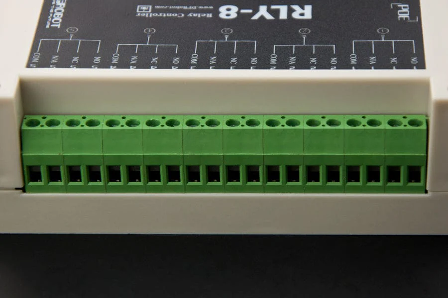 8 Channel Ethernet Relay Controller (Support PoE and USB) [Discontinued] - Image 2
