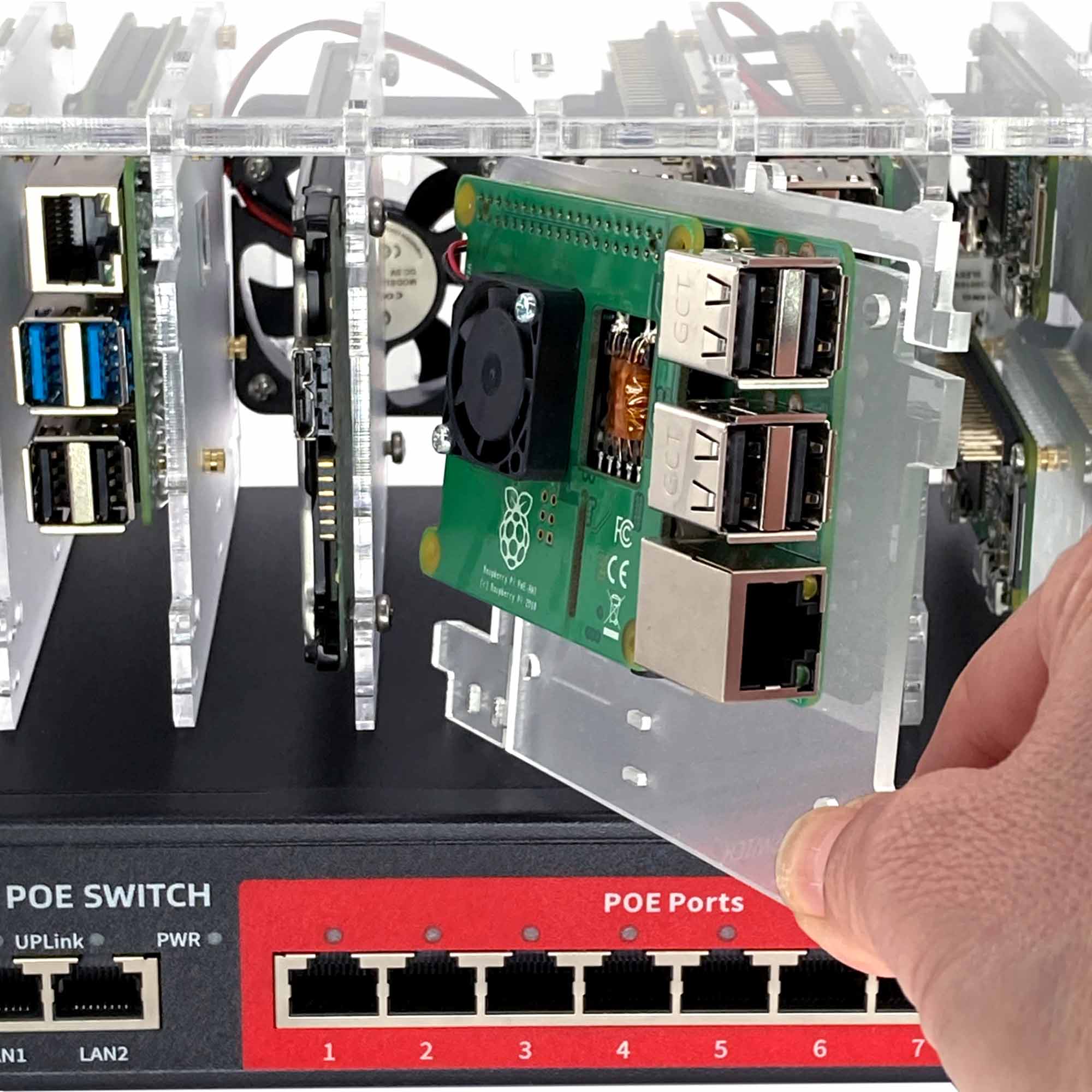 8-Slot Cloudlet Cluster Case - Image 7