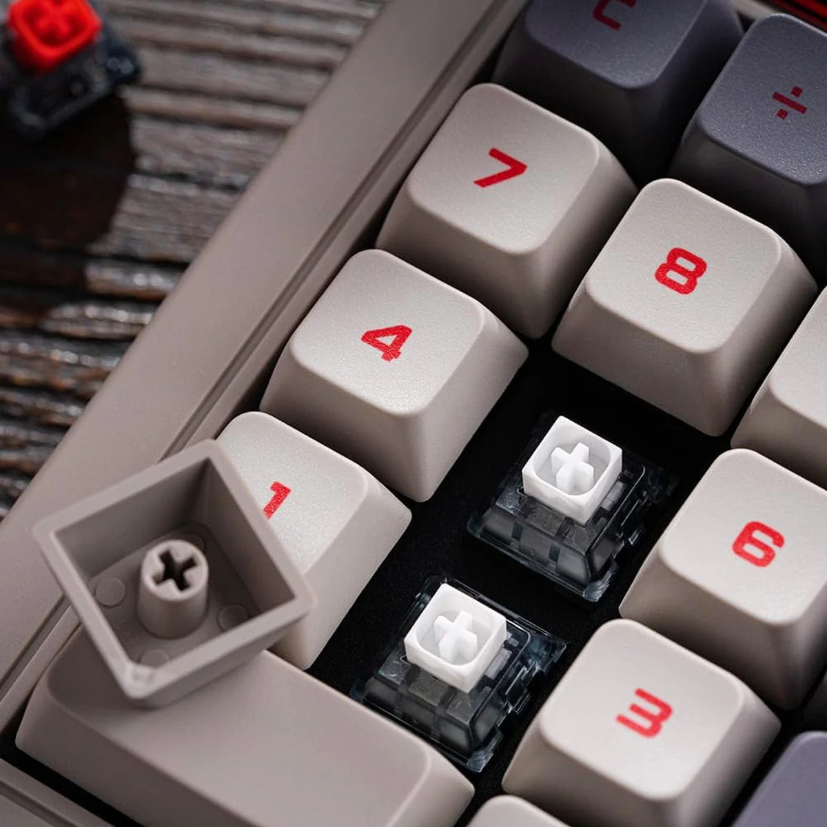 8BitDo Retro 18 Mechanical Numpad - Image 7