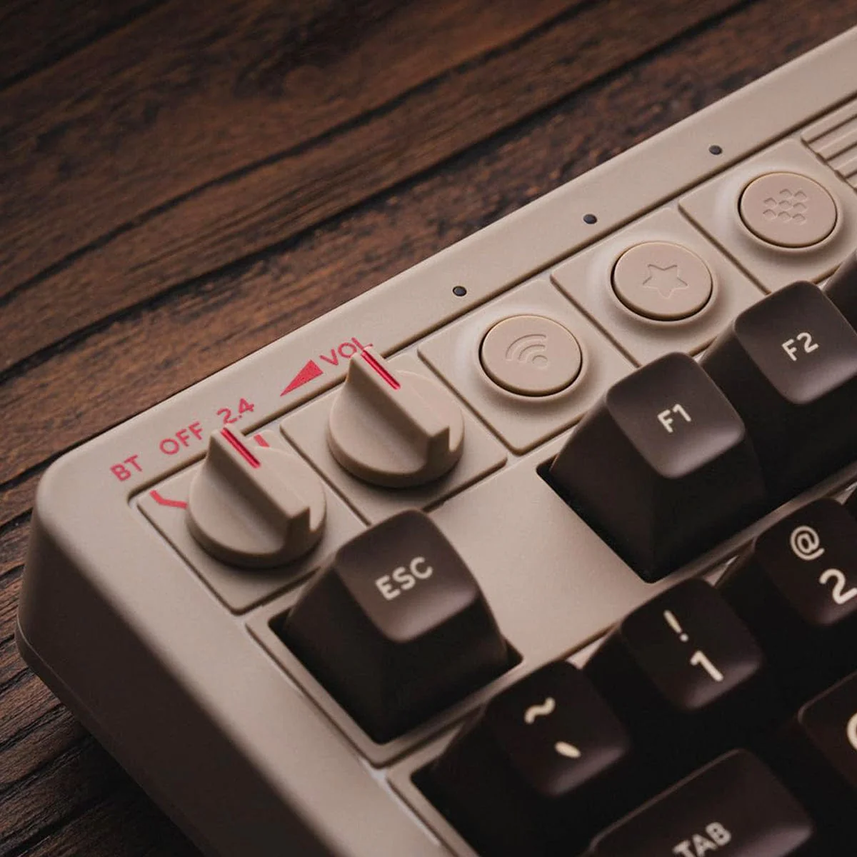 8BitDo Retro Mechanical Keyboard - Image 6