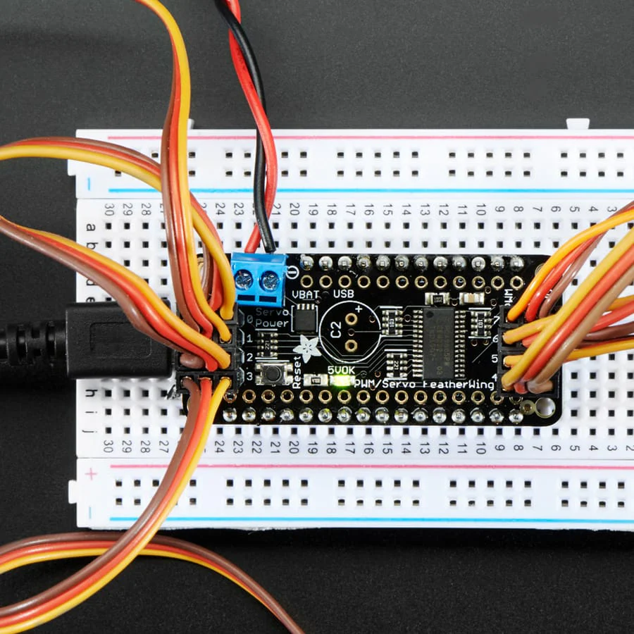 8-Channel PWM or Servo FeatherWing - Image 5