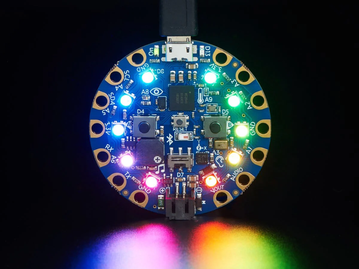 Circuit Playground Bluefruit - Bluetooth Low Energy - Image 3