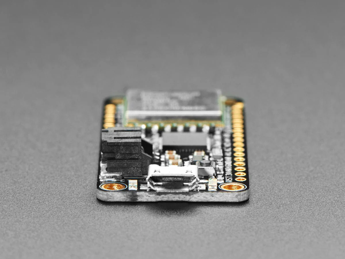 Adafruit Feather M0 with RFM95 LoRa Radio - 900MHz (RadioFruit) - Image 4