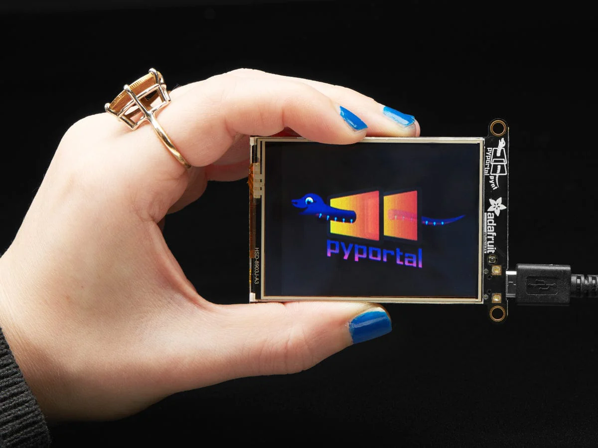Adafruit PyPortal Pynt - CircuitPython Powered Internet Display (2.4" TFT)