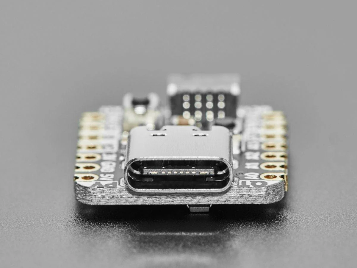 Adafruit QT Py RP2040 - Image 5