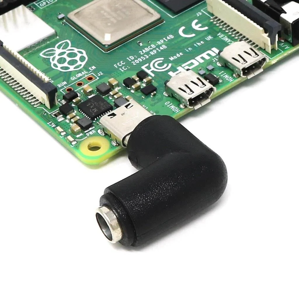Angled USB-C to 2.1mm Barrel Jack Adapter - Image 2
