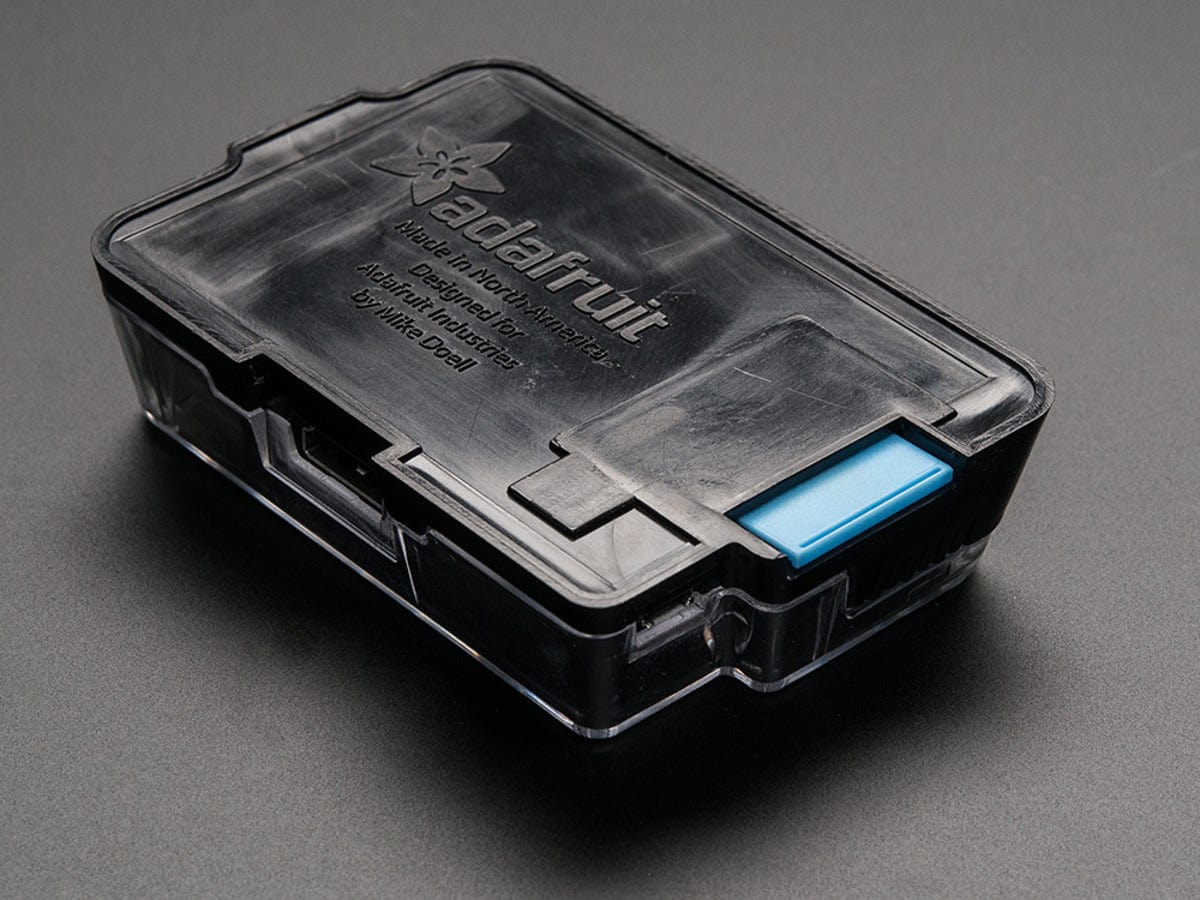Blue Shortening microSD card adapter for Raspberry Pi & Macbooks [discontinued] - Image 6