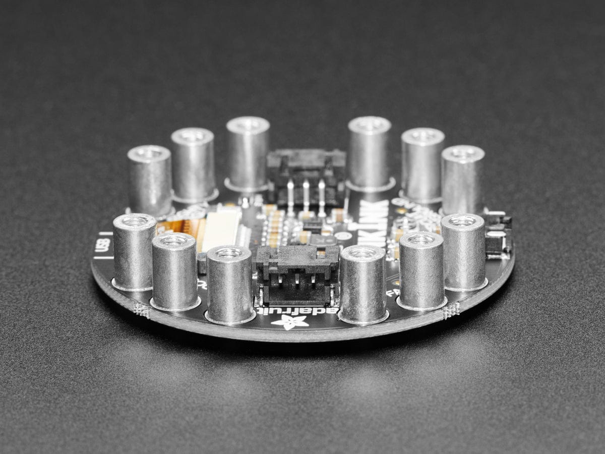 Circuit Playground 200x200 Tri-Color E-Ink Gizmo (E-Ink Display + Audio Amplifier) - Image 4
