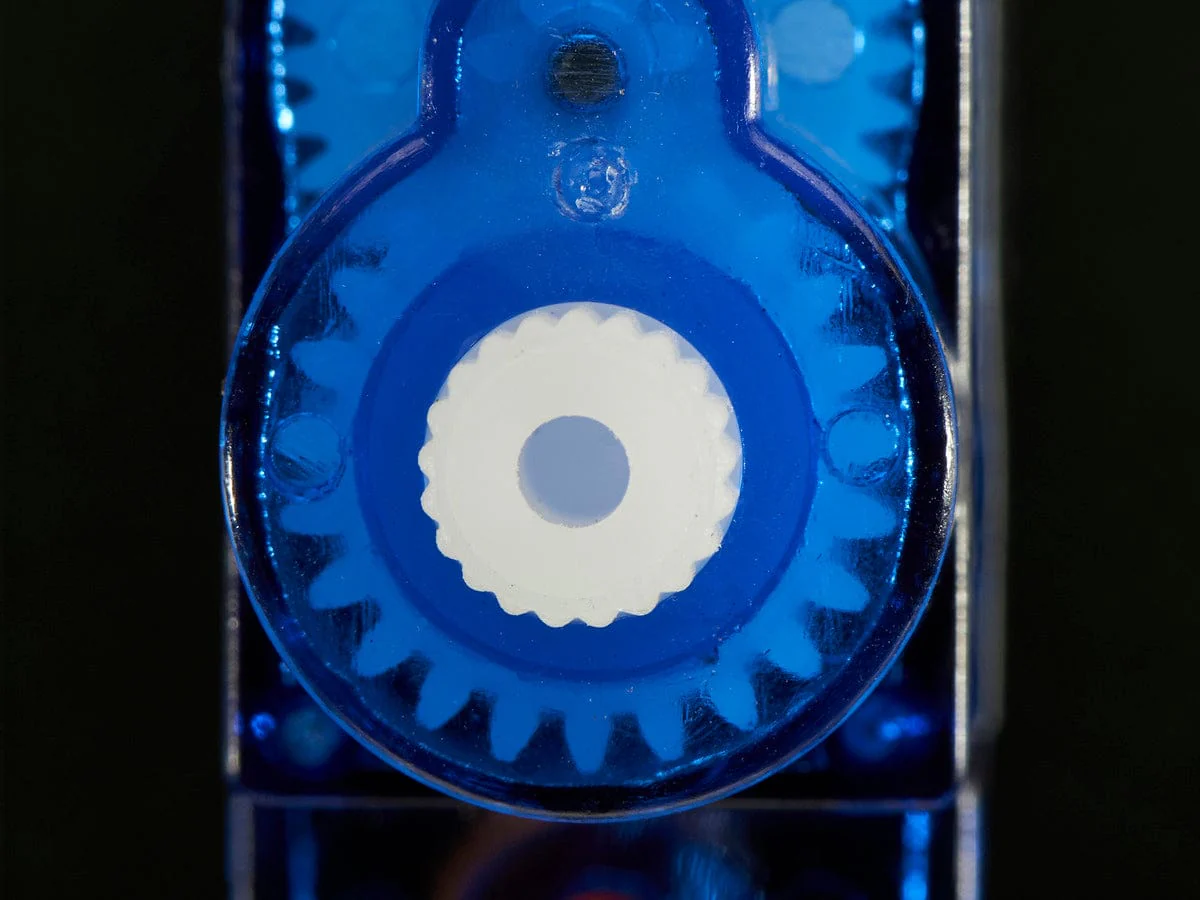 Continuous Rotation Micro Servo (FS90R) - Image 4