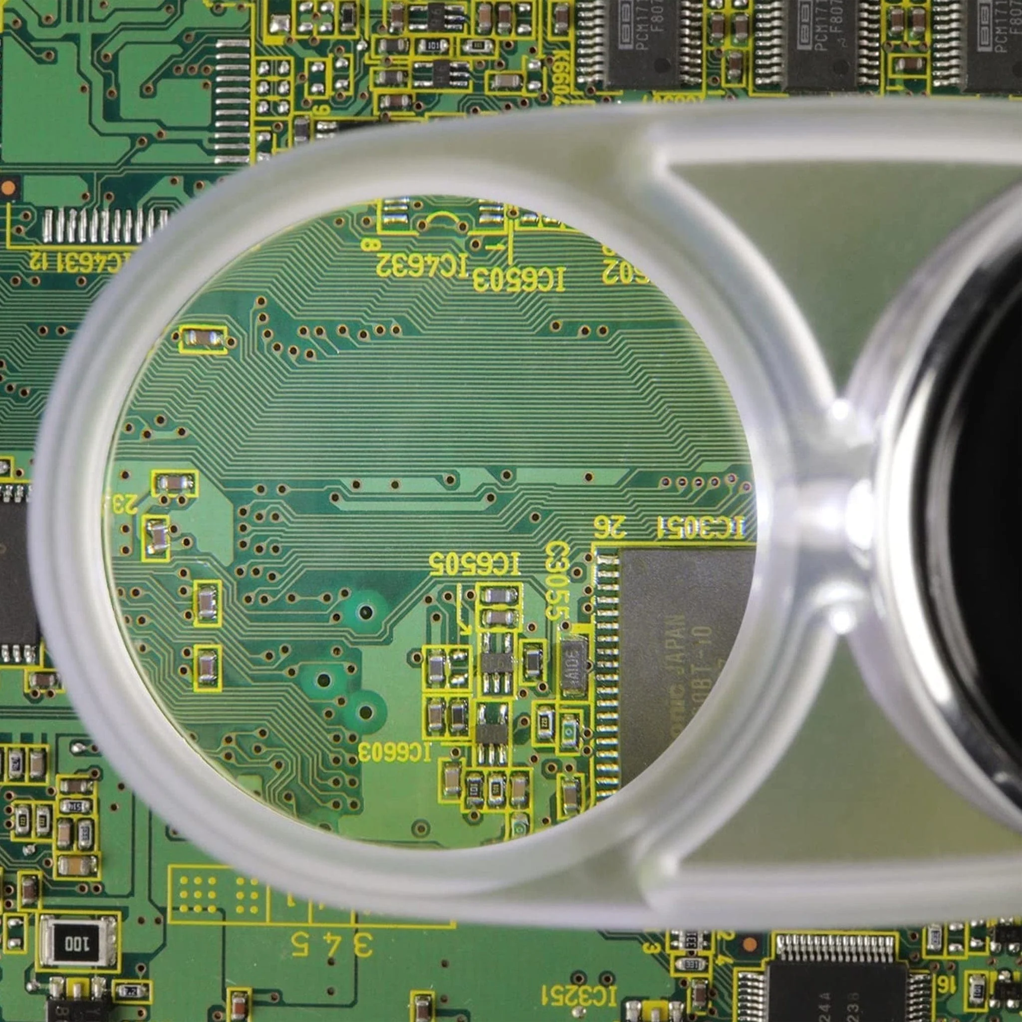 Engineer® SL-33 LED-Illuminated Foldaway Pocket Loupe (3.5x) - Image 4