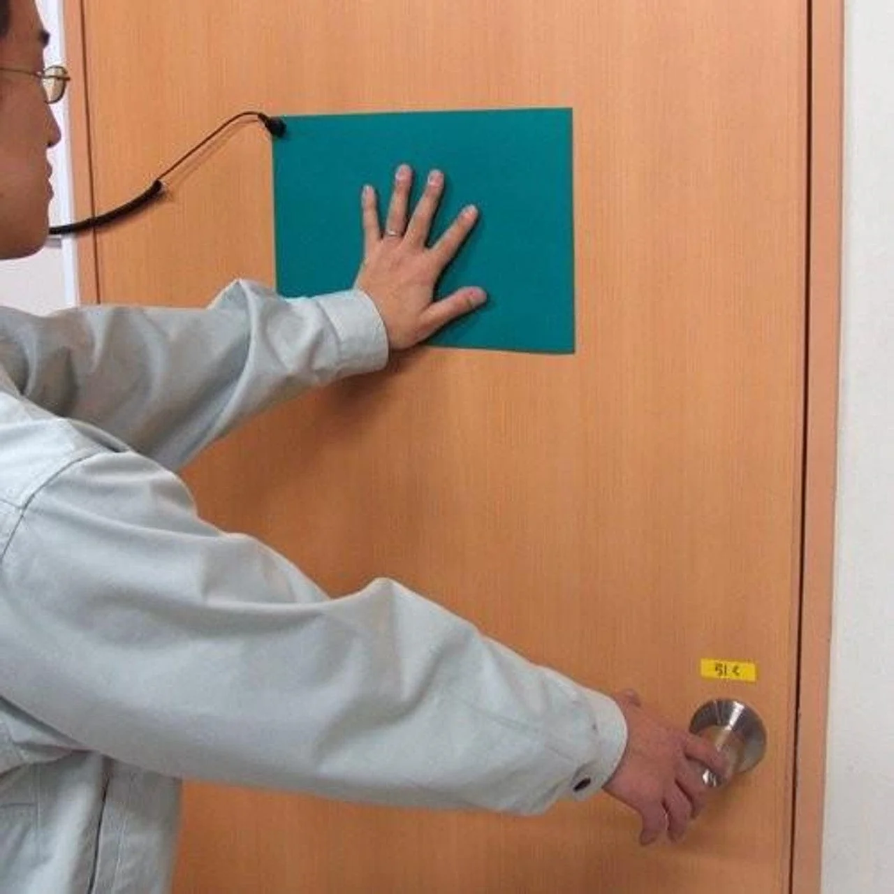 Engineer® ZCM-05 Conductive Anti-Static ESD Mat - Image 5