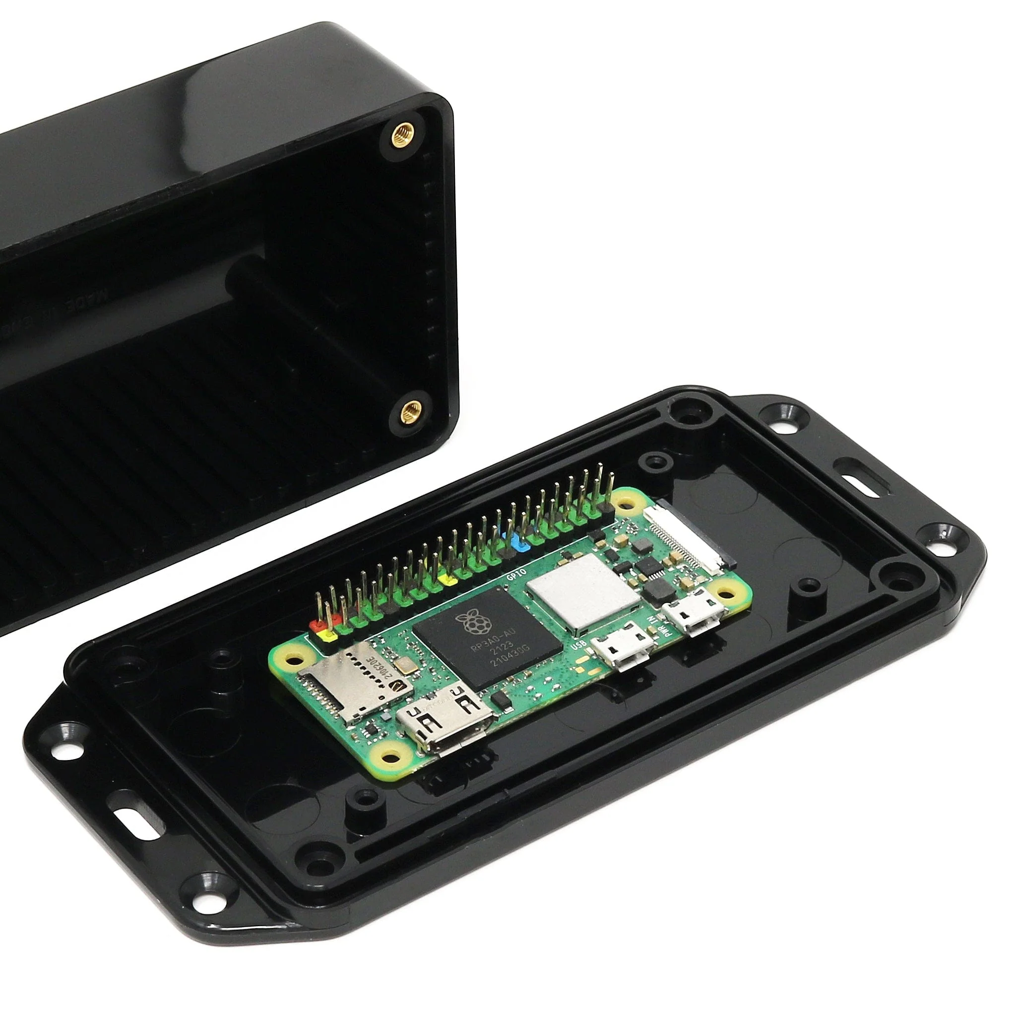 General-Purpose Flanged Project Enclosure - 136x64x32mm - Image 4