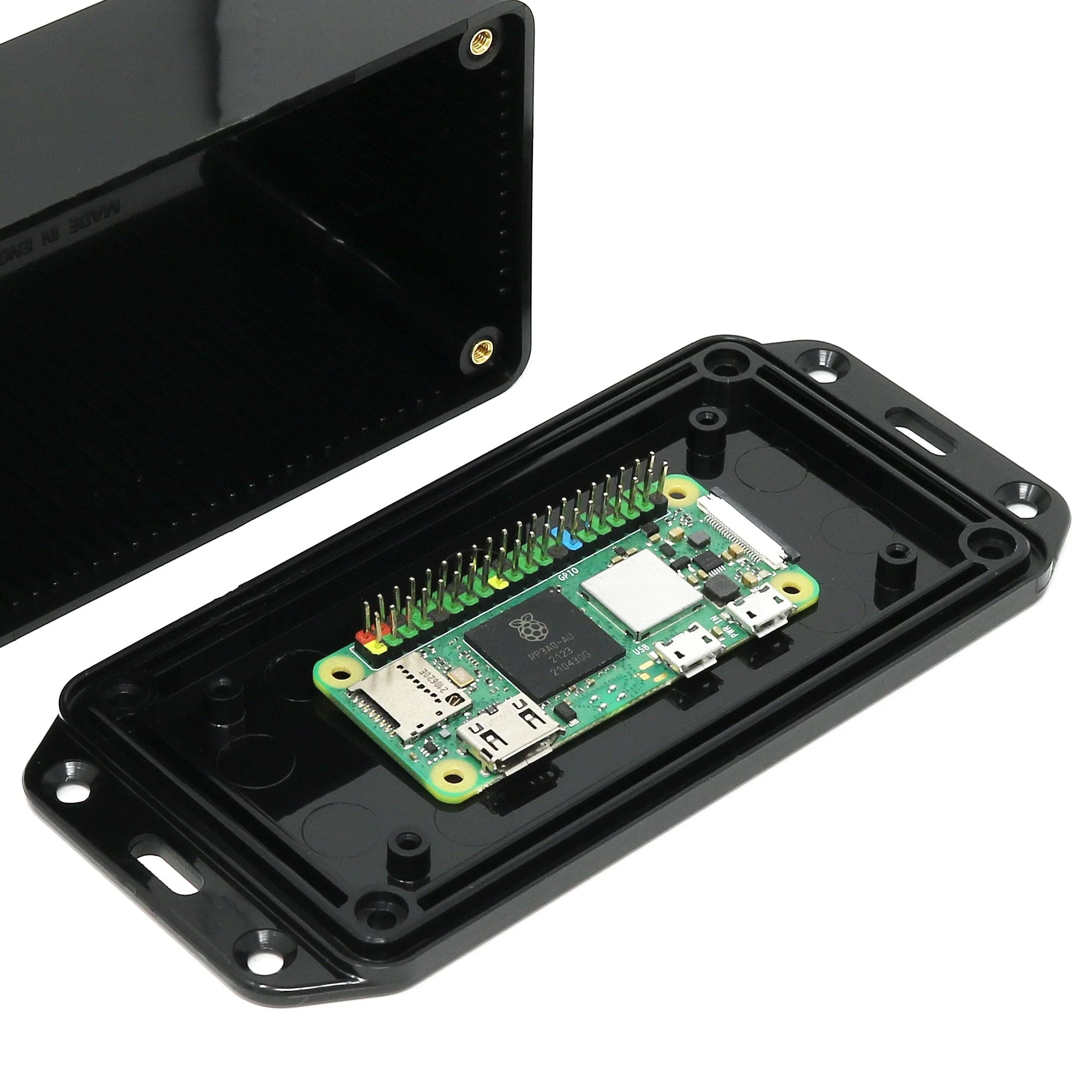 General-Purpose Flanged Project Enclosure - 143x67x41mm - Image 4