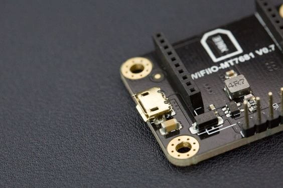 Gravity: WiFi Bee-MT7681 I/O Breakout Board [Discontinued] - Image 3