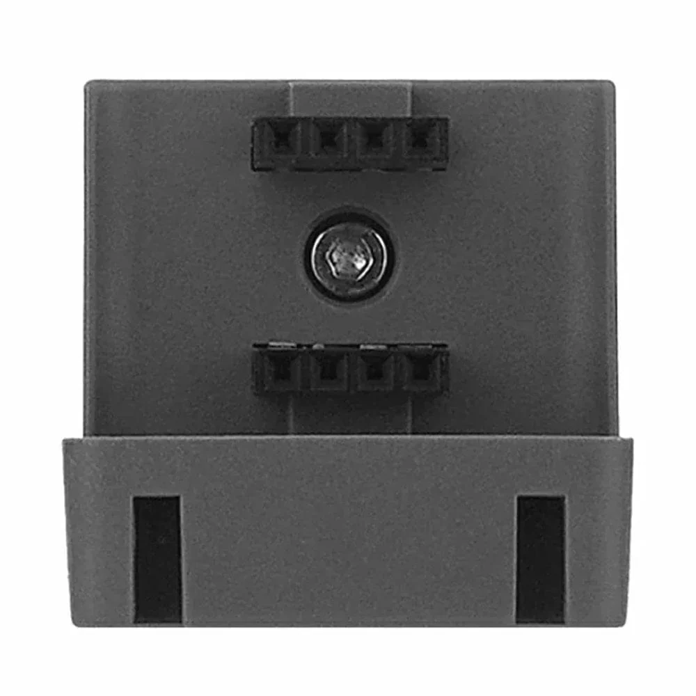 Grove 2-to-1 Converter with USB-C - Image 7