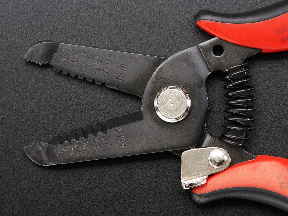 Hakko Professional Quality 20-30 AWG Wire Strippers (CSP-30-1) - Image 3