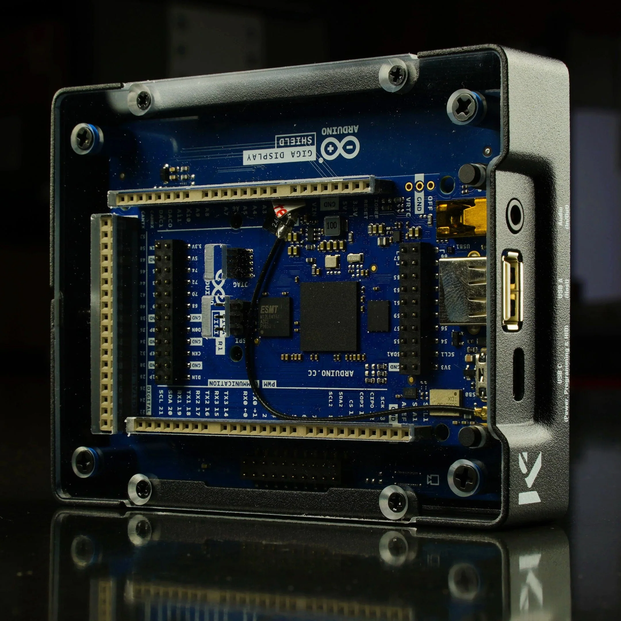 KKSB Case with Adjustable Stand for Arduino GIGA R1 WiFi and GIGA Display Shield - Image 4