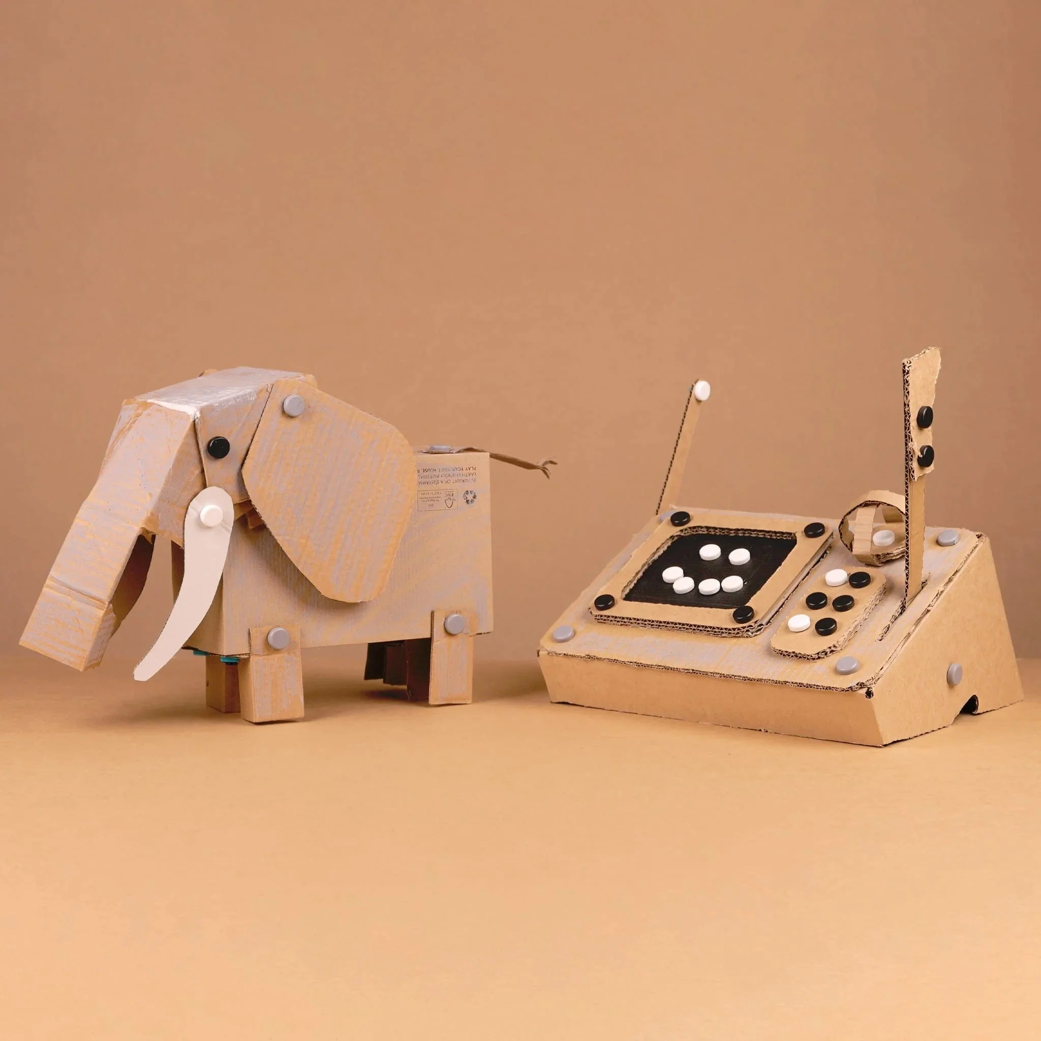 Makedo Scru-Dot - Time Machine - Image 4