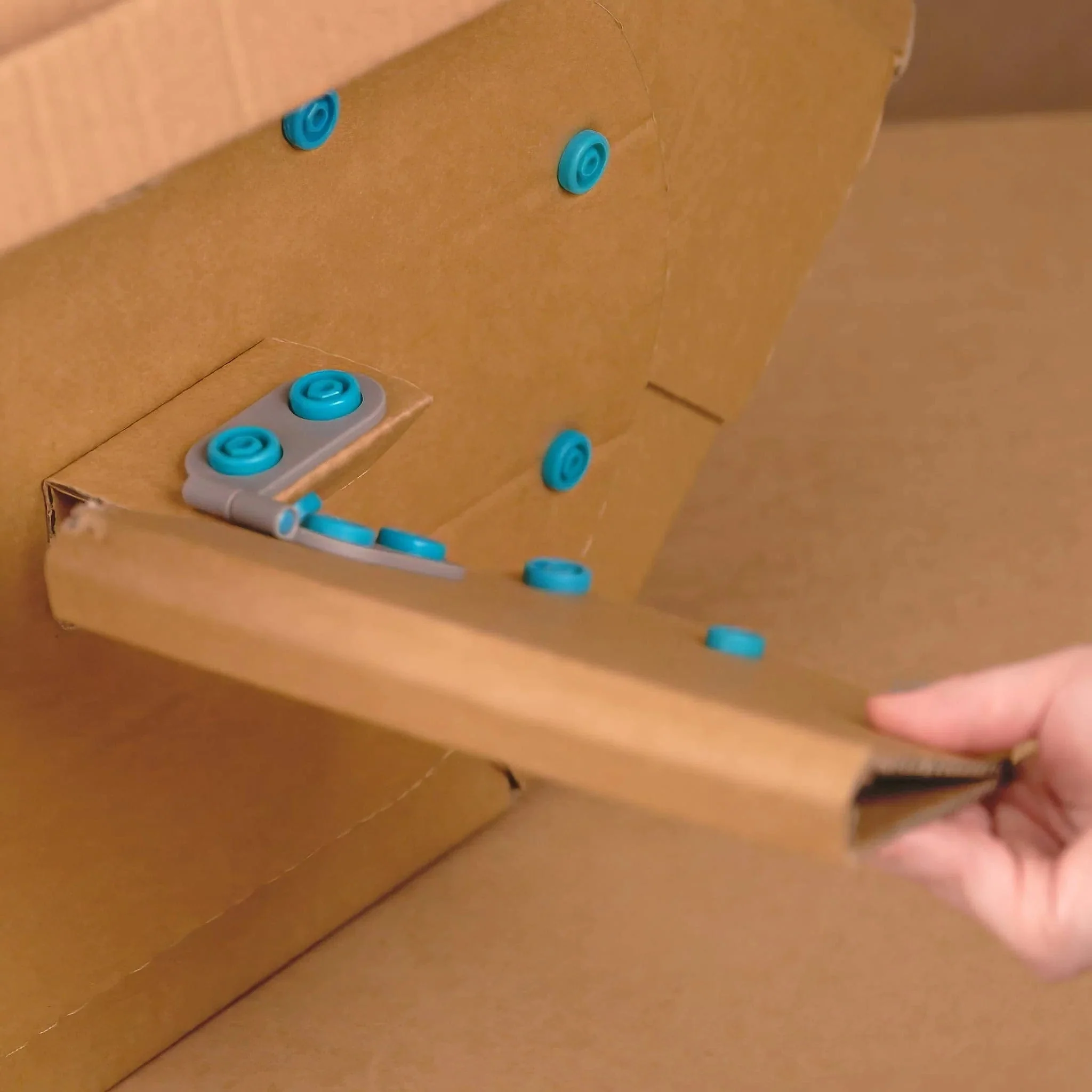 Makedo Spin-Hinge - Image 5