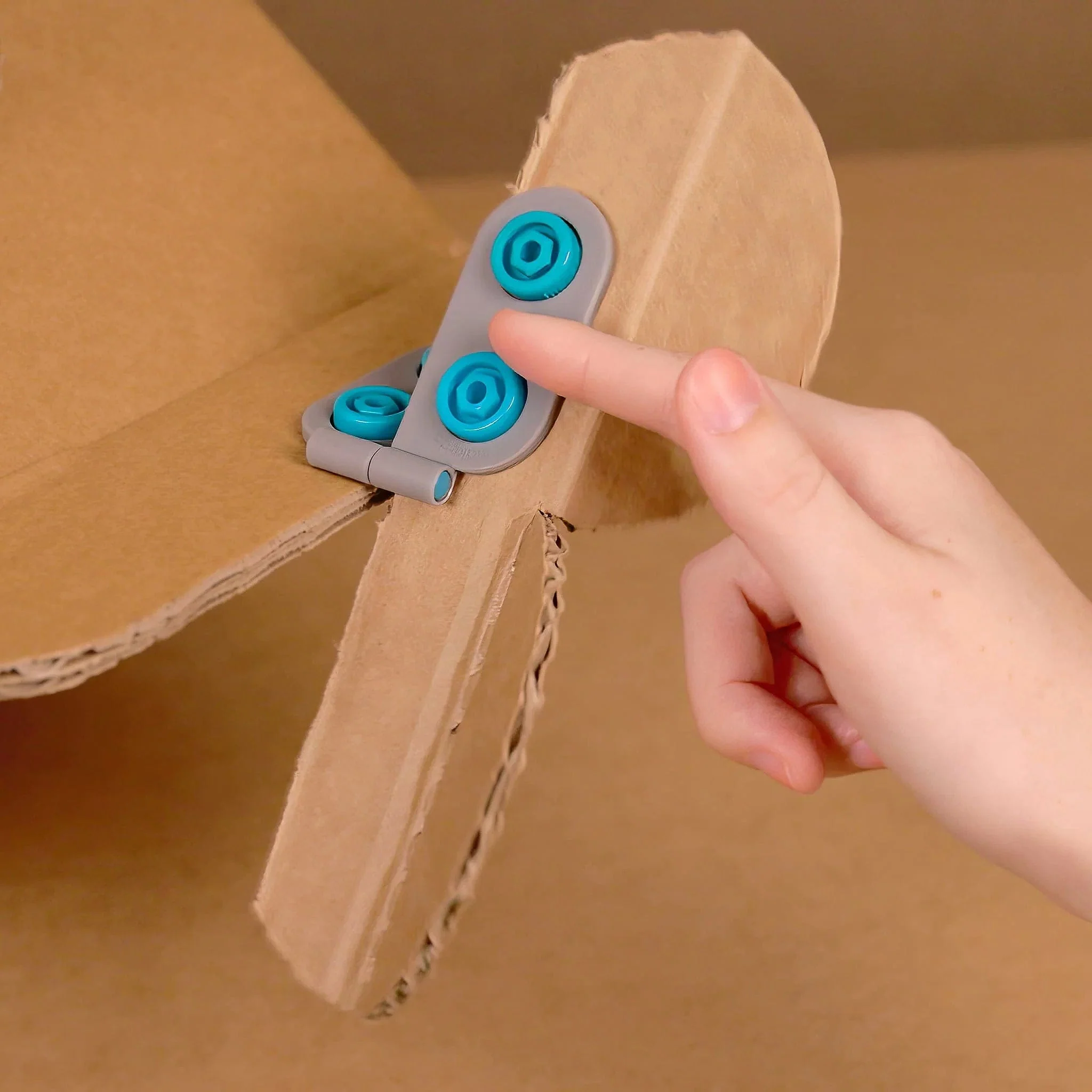 Makedo Spin-Hinge - Image 6
