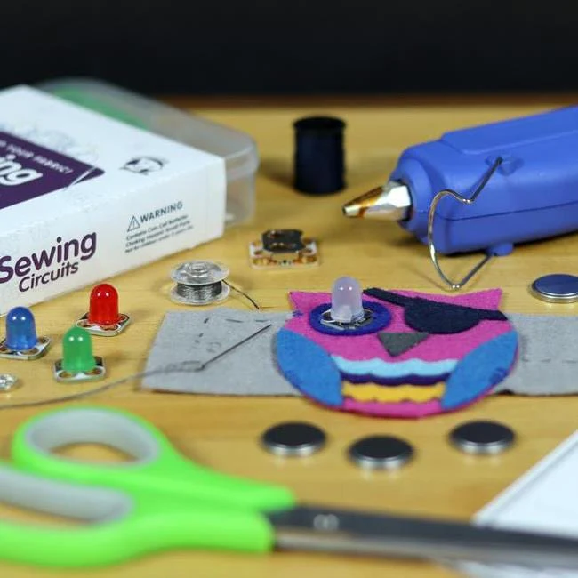 Sewing Circuits Kit