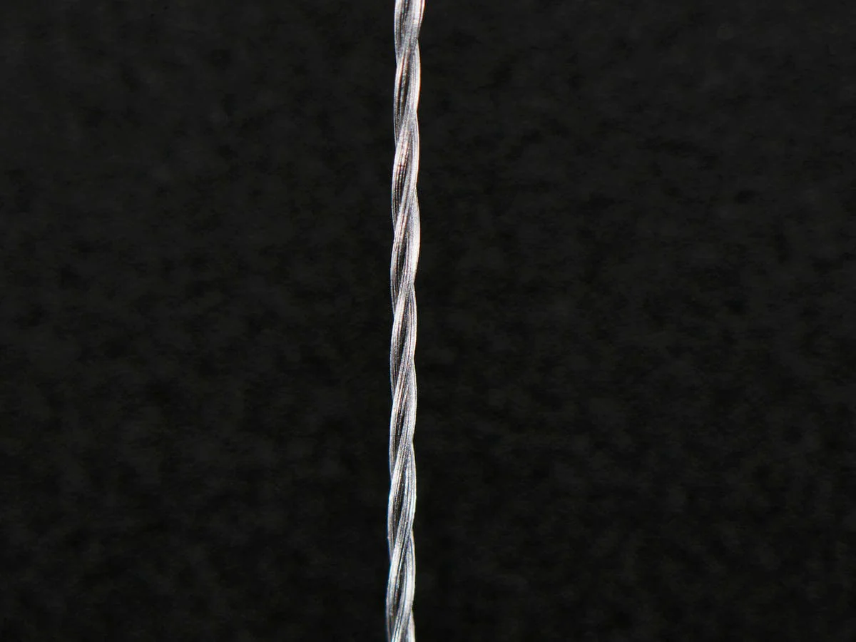 Stainless Medium Conductive Thread - 3 ply - 18 meter/60 ft - Image 3