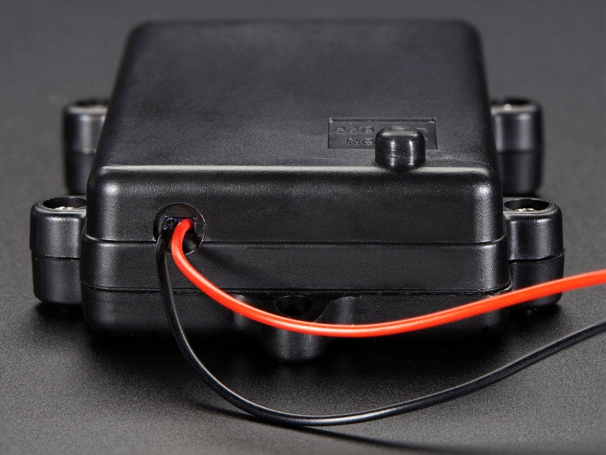 Waterproof 3xAA Battery Holder with On/Off Switch - Image 3