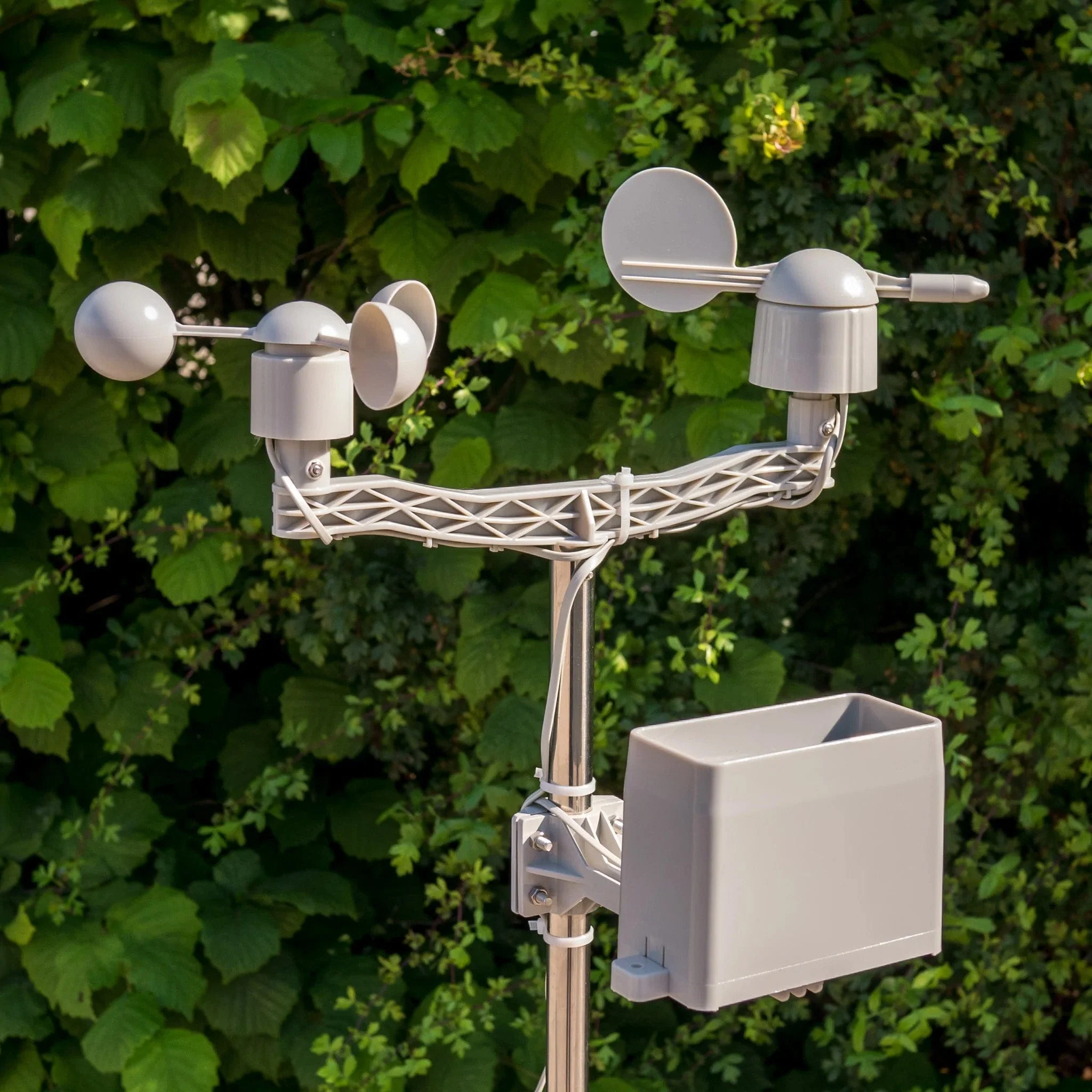 Wind and Rain Sensors for Weather Station (Wind Vane / Anemometer / Rain Gauge) [discontinued] - Image 3
